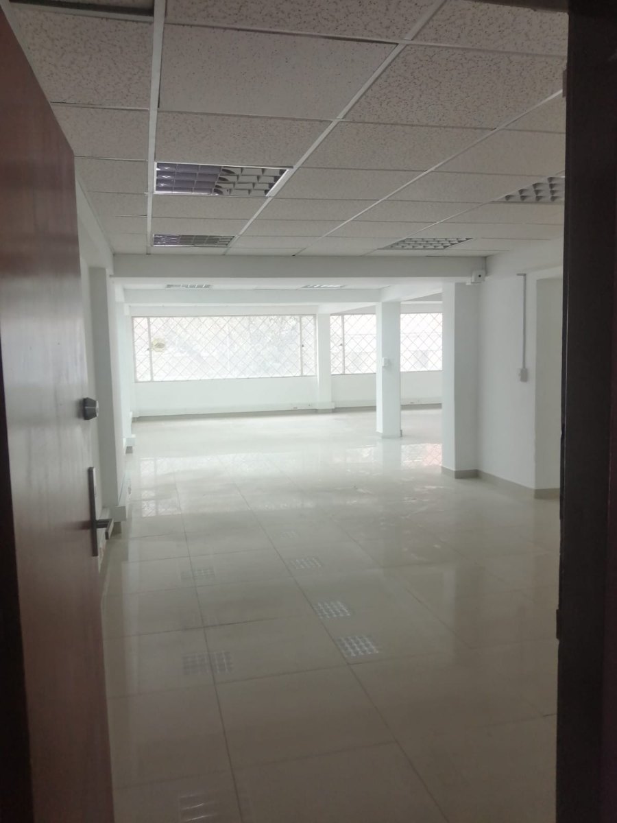 Ak 15 #106-46, Bogotá, Colombia